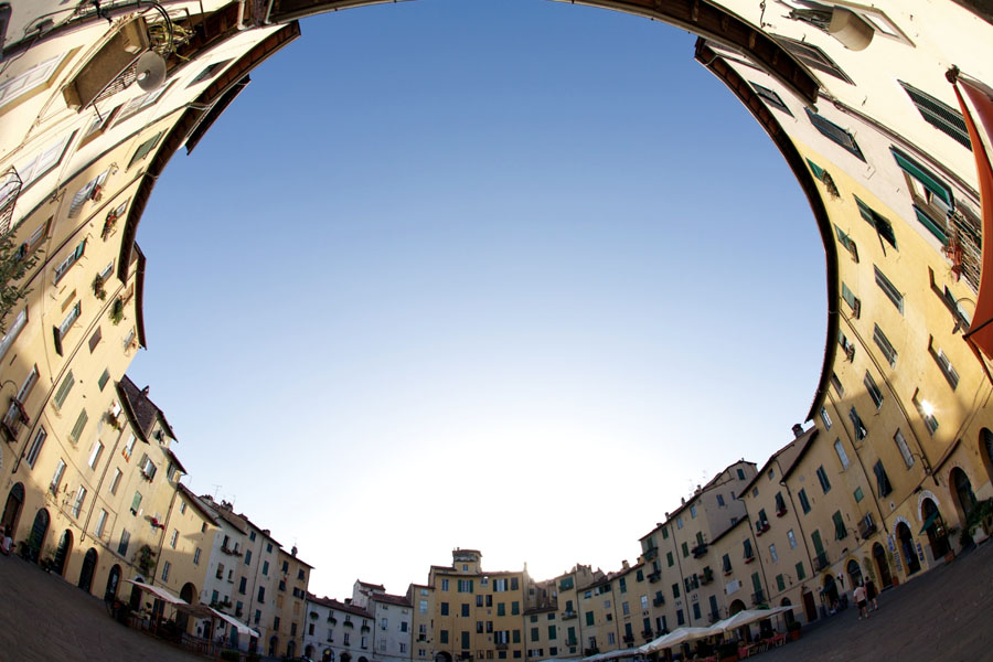 lucca anfiteatro